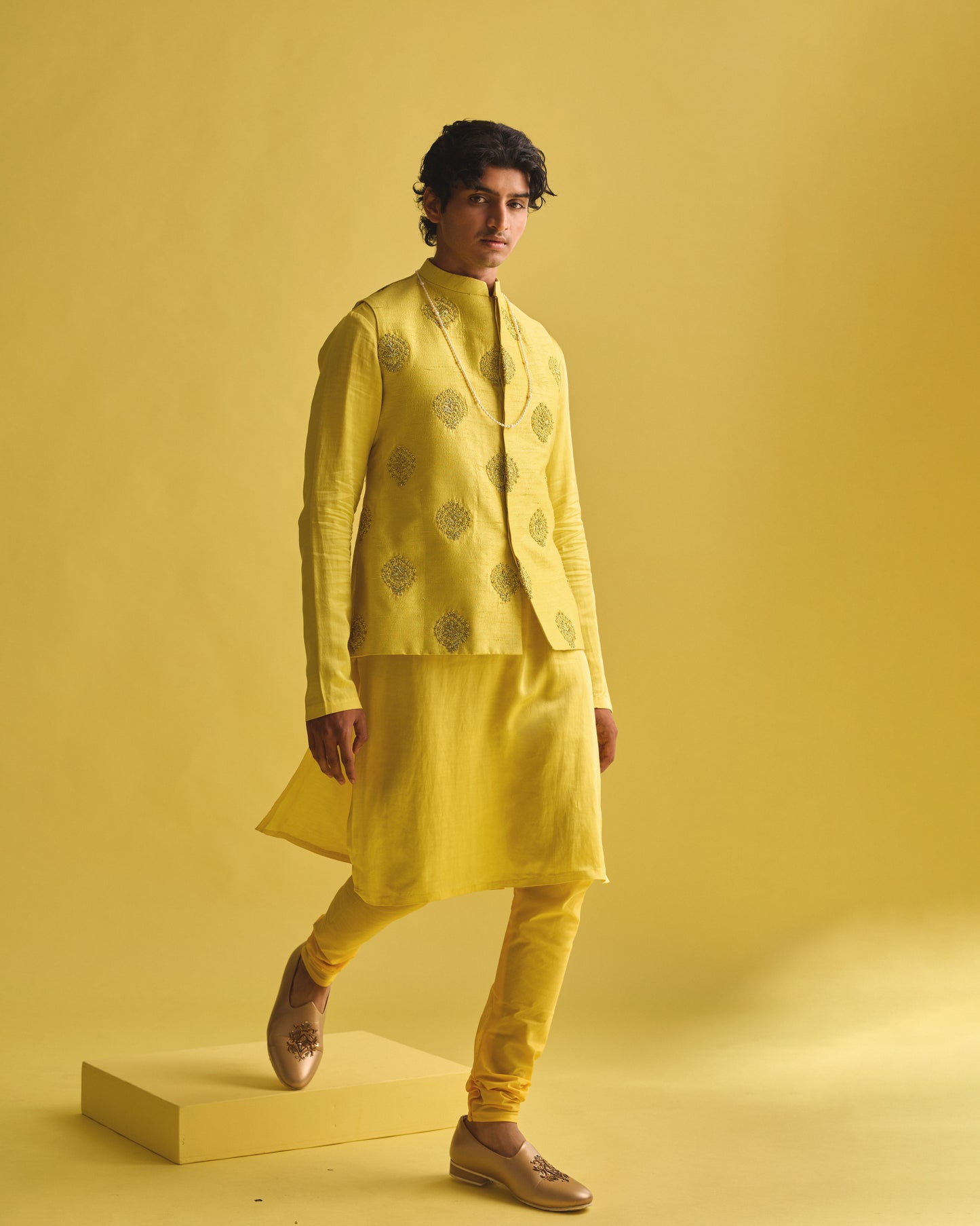 Chartreuse Bandhi