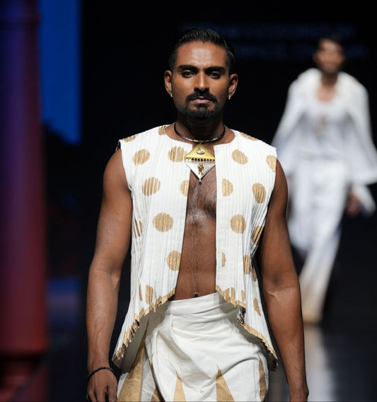 The Pleated Bandhi